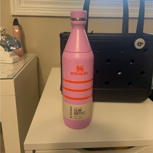 Stanley slim bottle